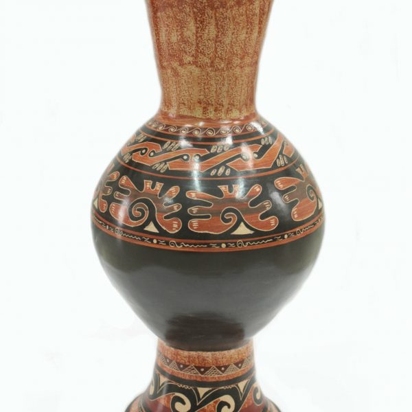 IIsia Chavarría 04-008-030 Jarrón de cerámica